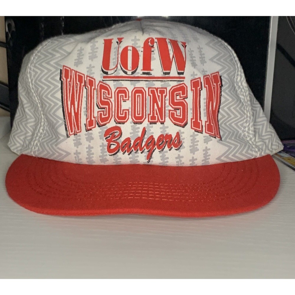 Vintage 1980s U of W Wisconsin Badgers SnapBack